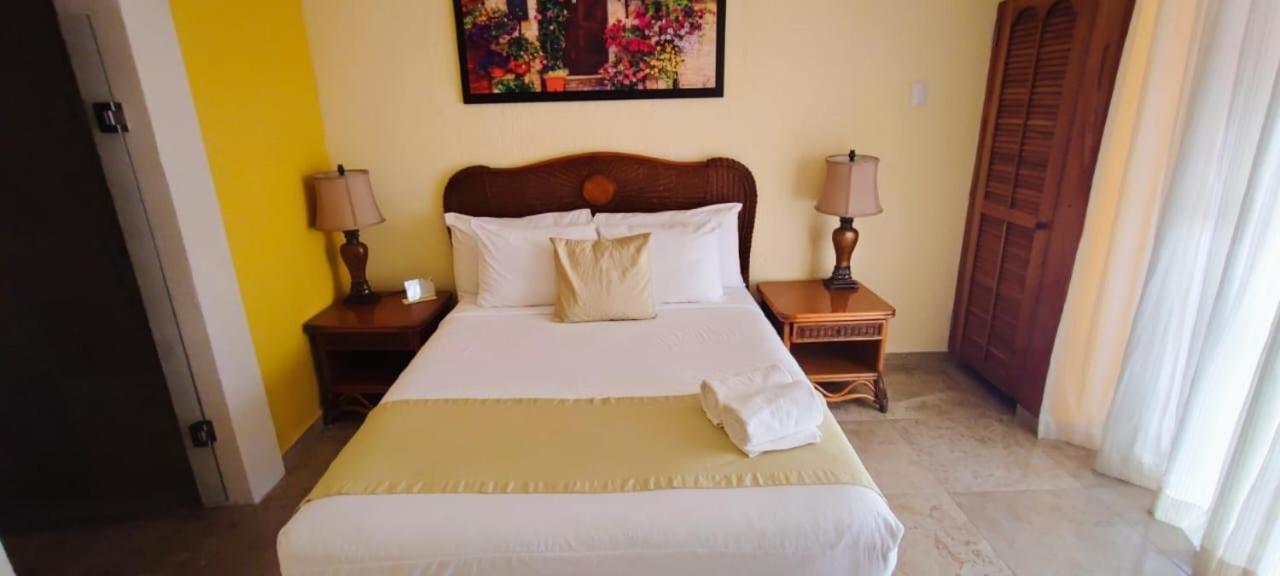 Hotel Casa Mallorca Cancún Exterior foto