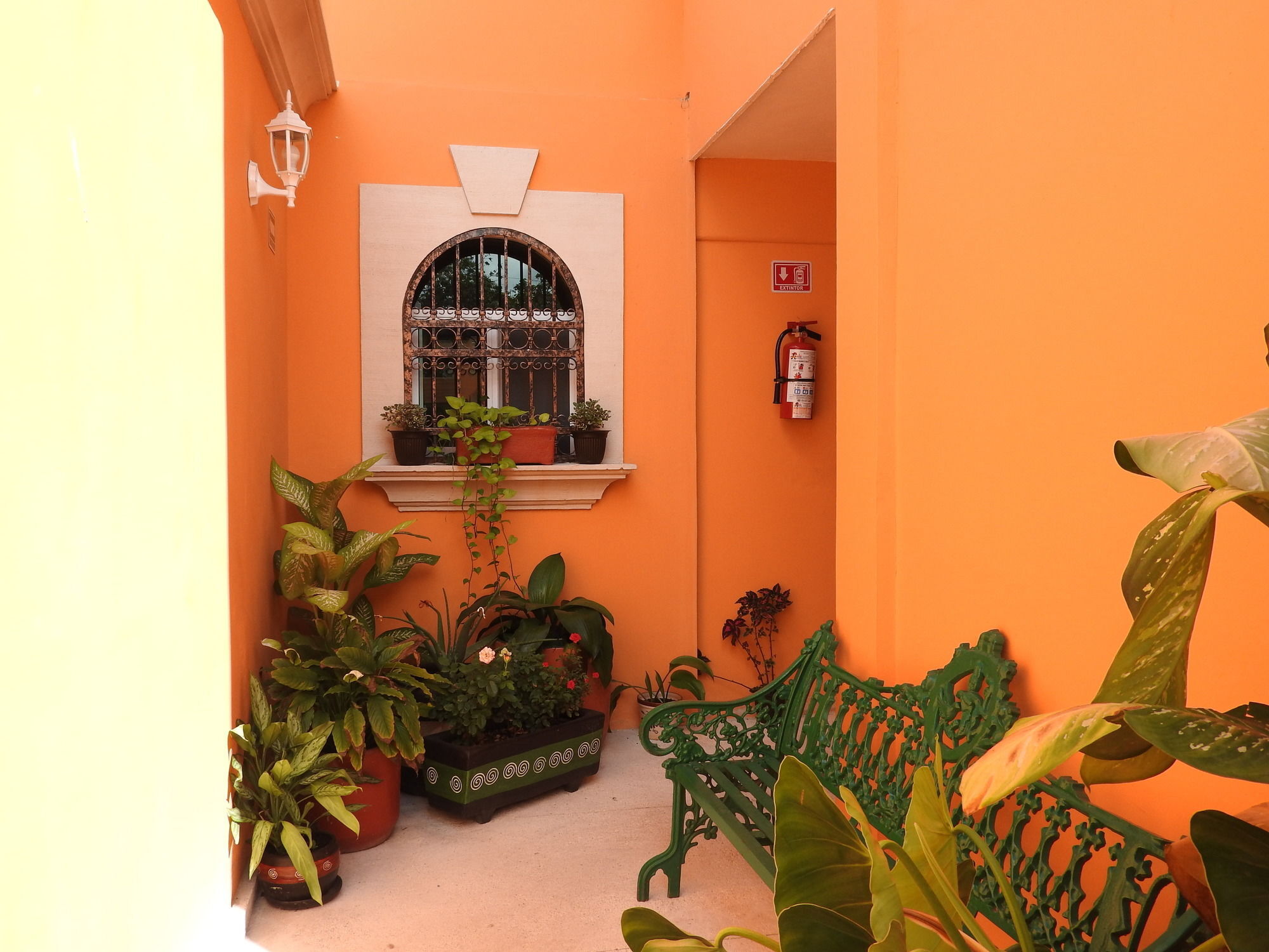 Hotel Casa Mallorca Cancún Exterior foto